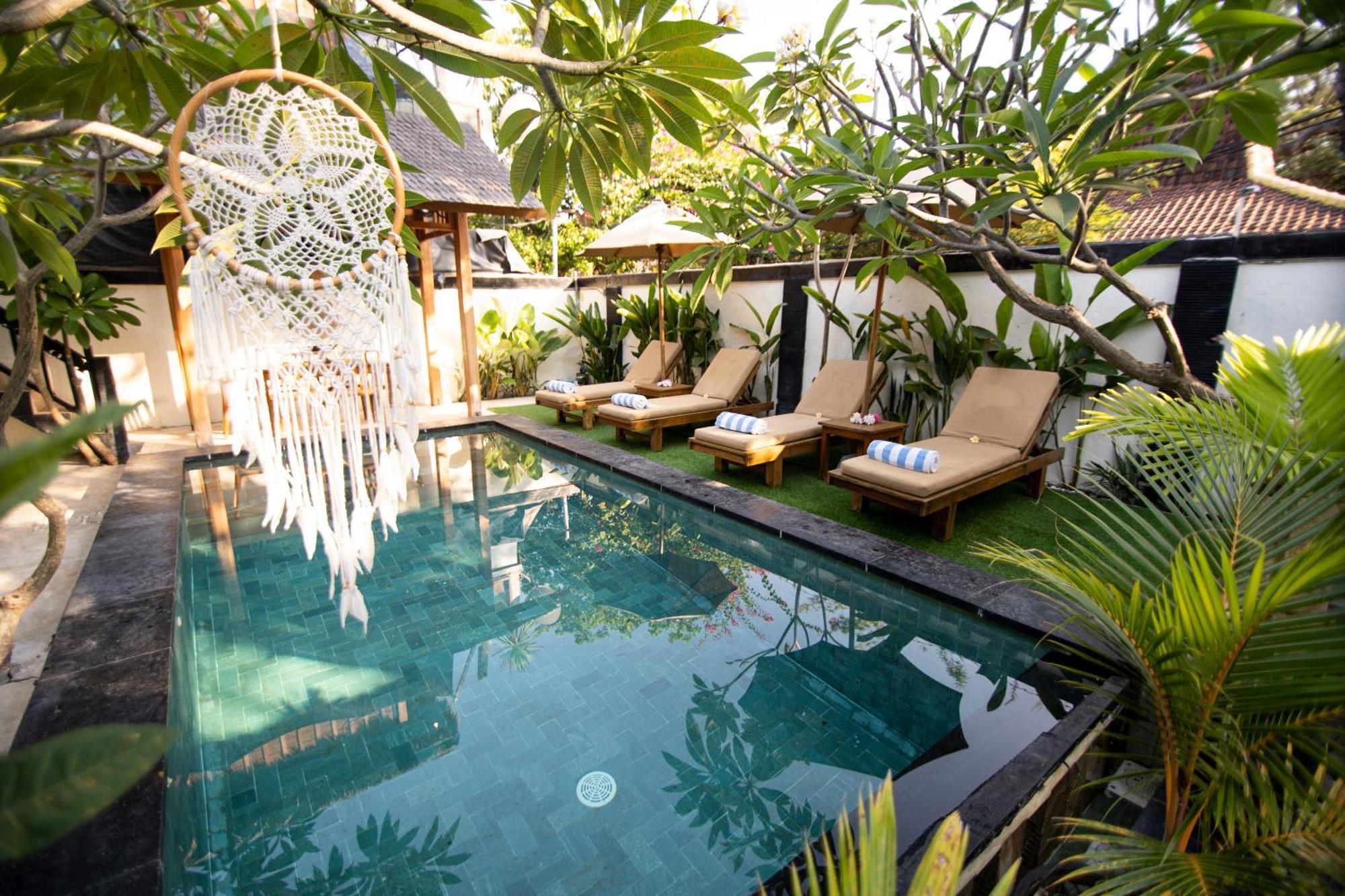 Rumah Singa - Holistic Healing Retreat Гілі-Аїр Екстер'єр фото