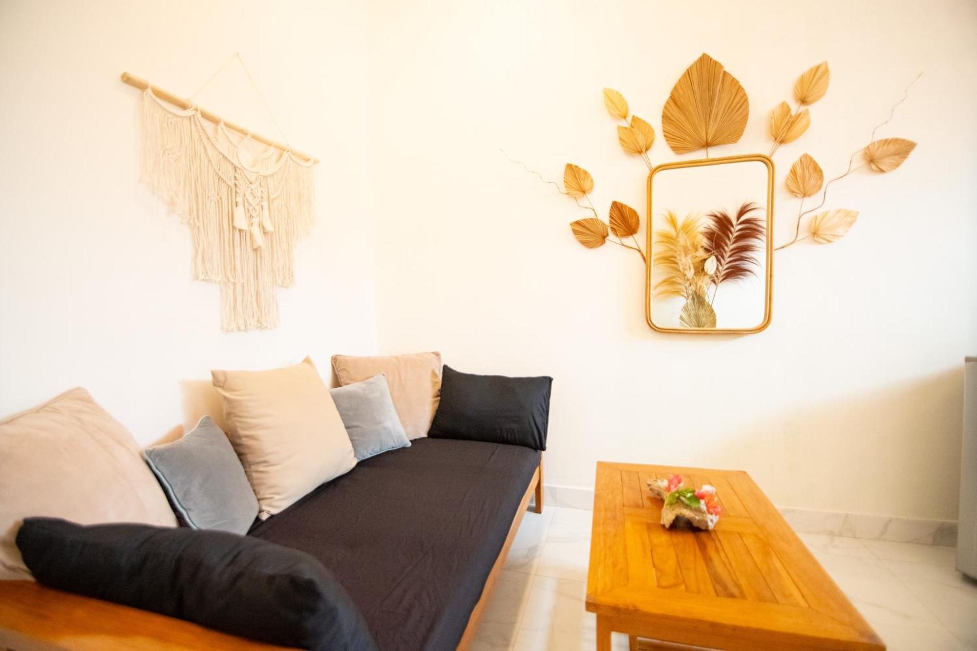 Rumah Singa - Holistic Healing Retreat Гілі-Аїр Екстер'єр фото
