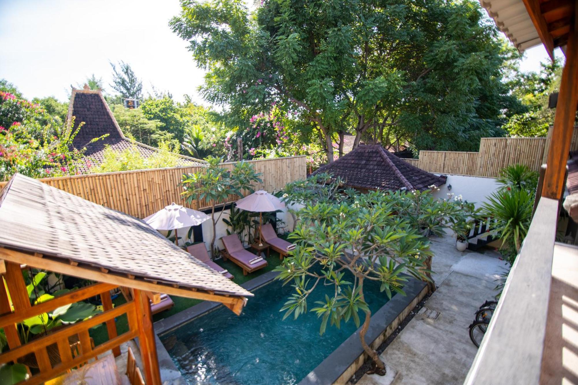Rumah Singa - Holistic Healing Retreat Гілі-Аїр Екстер'єр фото